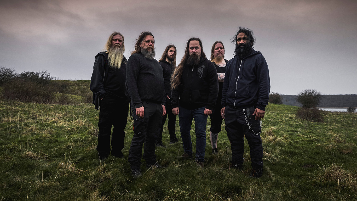 SVARTSOT - SPECIAL GUEST: CROCELL_slide_poster